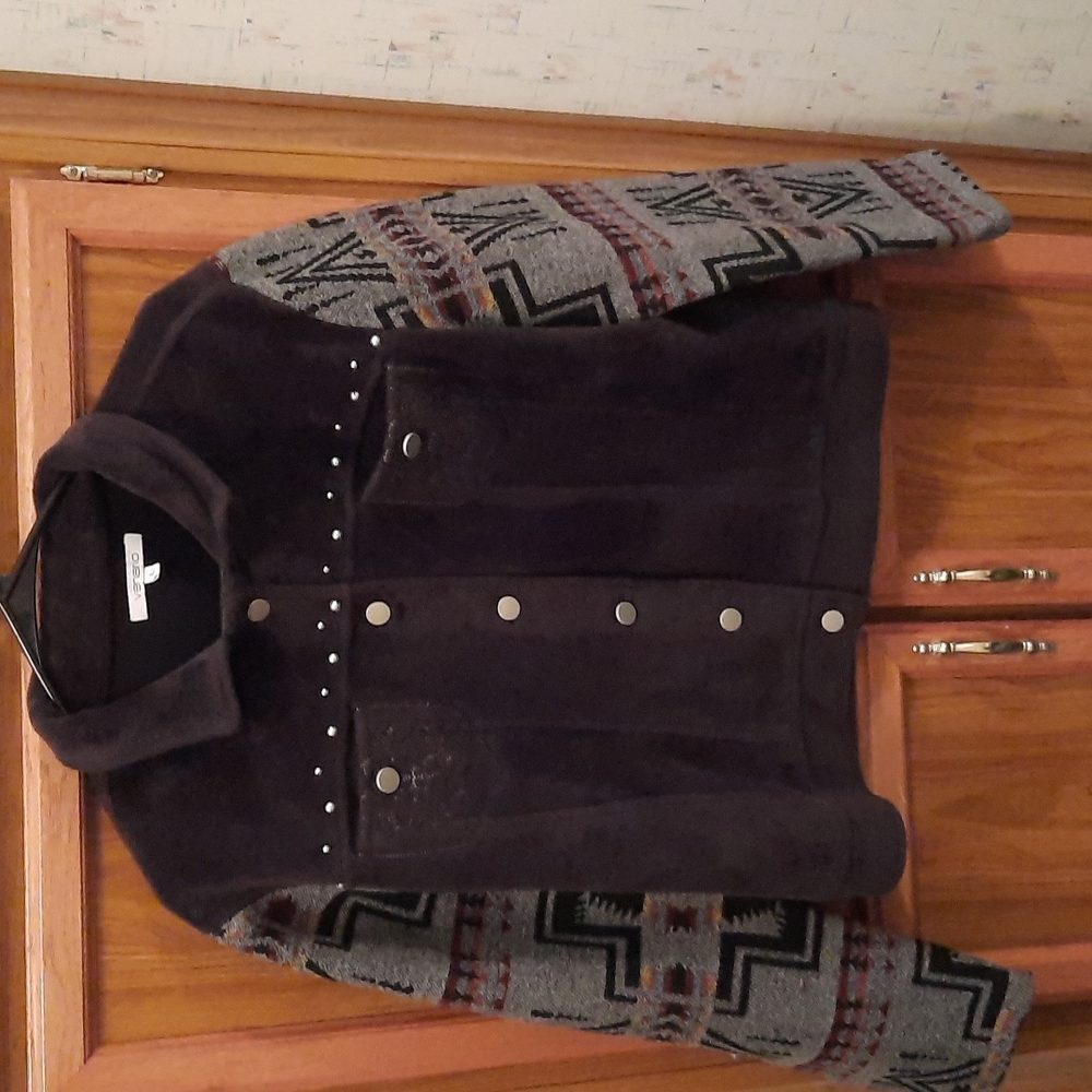 Venario Button Up Jacket